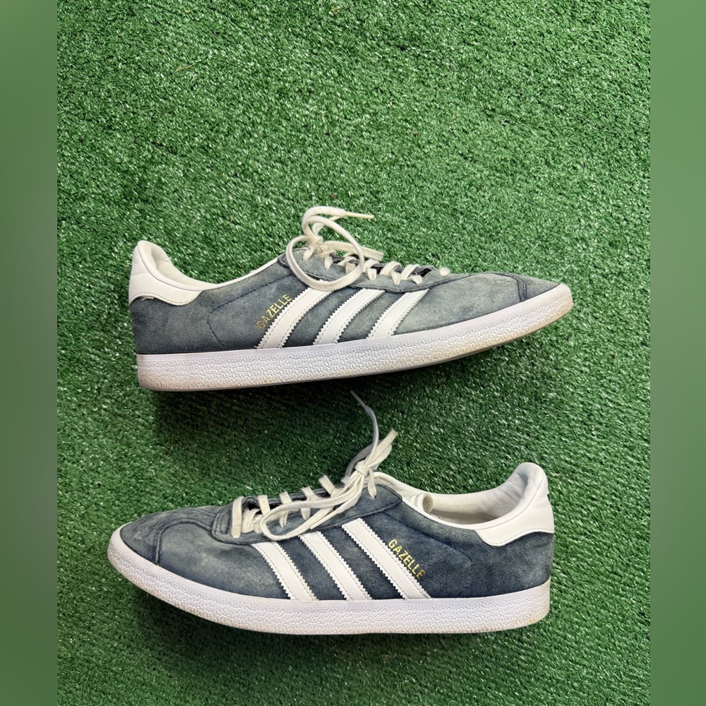 Y2K faded Adidas Gazelle blue trainers sz 12